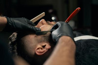The Timeless Art Of Straight Razor Shaving:  A Journey Through History and Luxury